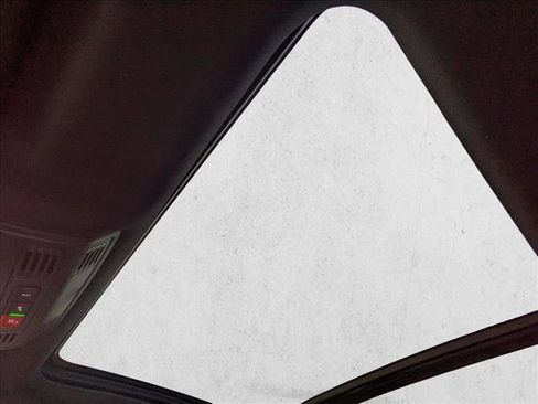 Used 2024 Volkswagen Tiguan SEL R-Line image 16