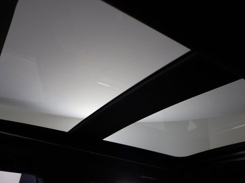 New 2025 Mitsubishi Outlander SEL image 26