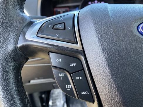 Used 2024 Ford Edge SEL AWD/4WD image 14