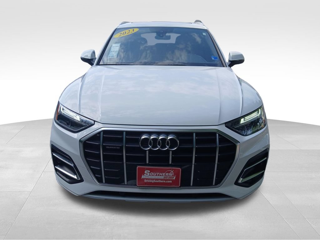 Used 2023 Audi Q5 2.0T Premium w/ Convenience Package AWD/4WD image 18