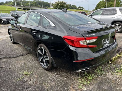 Used 2022 Honda Accord Sport image 3