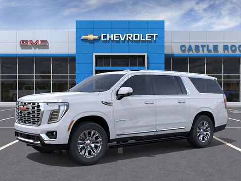 New 2026 GMC Yukon XL Denali w/ Sun & Power Step Package AWD/4WD image 2