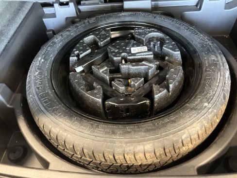 Used 2019 Cadillac XT4 Sport AWD/4WD image 31