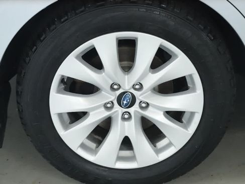 Used 2016 Subaru Legacy 2.5i Premium AWD/4WD image 12