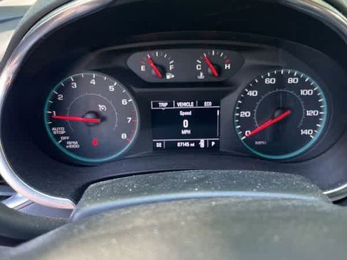 Used 2019 Chevrolet Malibu LT FWD image 23