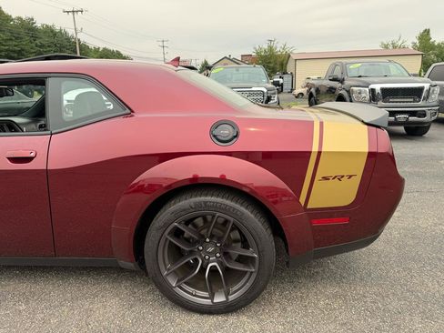 Used 2021 Dodge Challenger R/T Scat Pack RWD image 10