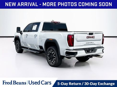 Used 2024 GMC Sierra 2500 Denali w/ Denali Reserve Package AWD/4WD image 6