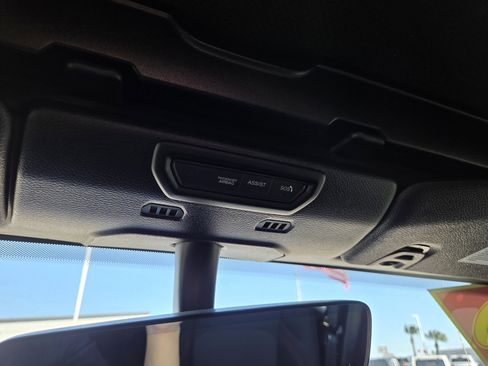 Used 2023 Jeep Gladiator Rubicon w/ Trailer Tow Package image 34