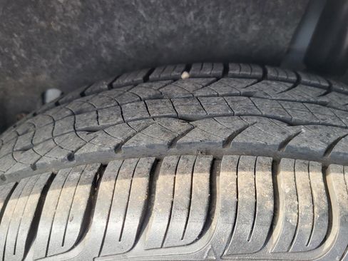 Used 2020 Ford EcoSport S image 31