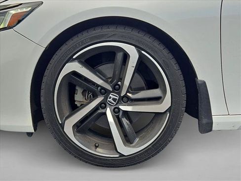 Used 2019 Honda Accord Sport image 21