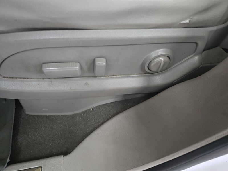 Used 2016 Buick Enclave Premium w/ Experience Buick Package FWD image 29