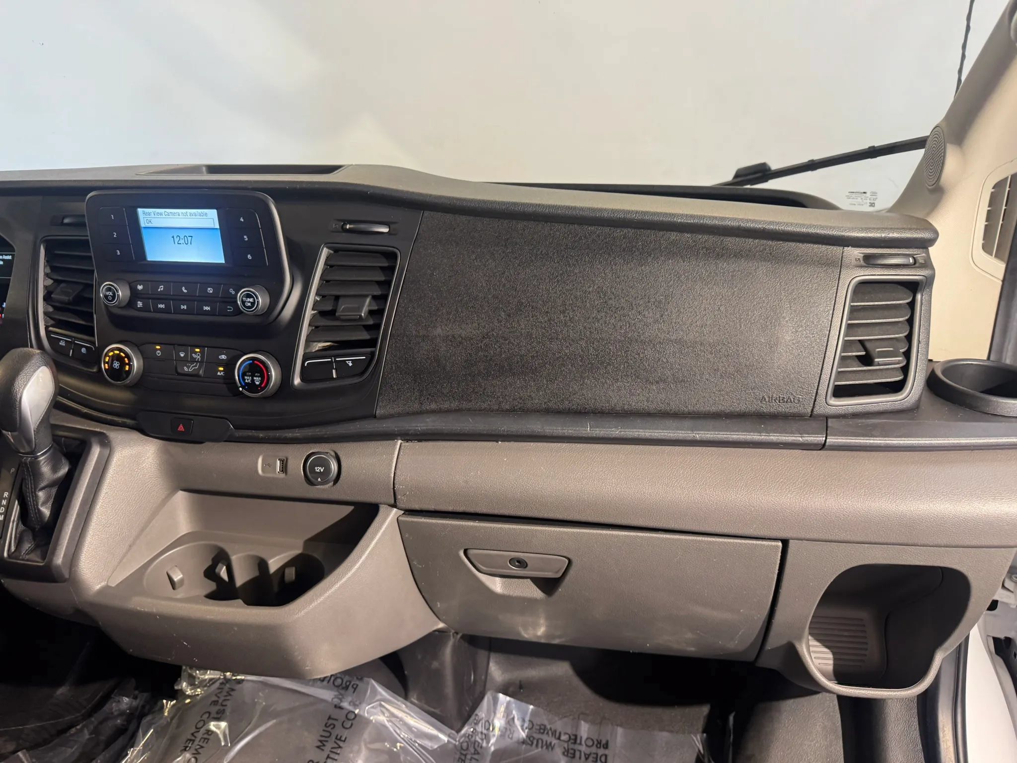 Used 2021 Ford Transit 250 Medium Roof RWD image 21