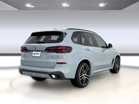 New 2026 BMW X5 sDrive40i image 9