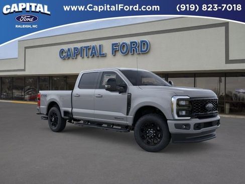 New 2026 Ford F250 Lariat w/ Black Appearance Package AWD/4WD image 7