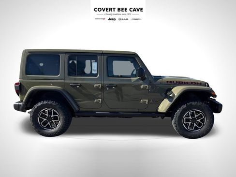 Used 2025 Jeep Wrangler Unlimited Rubicon image 11