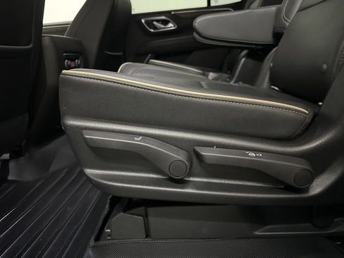 Used 2021 Chevrolet Tahoe Premier w/ Premium Package AWD/4WD image 50
