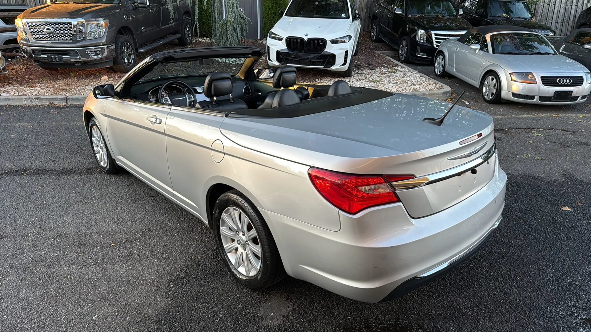Used 2012 Chrysler 200 Touring FWD image 40