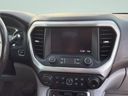 Used 2020 GMC Acadia SLE w/ LPO, Floor Liner Package FWD image 12