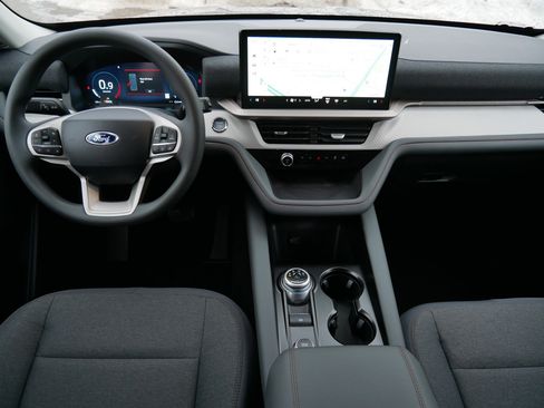 New 2026 Ford Explorer Active image 8