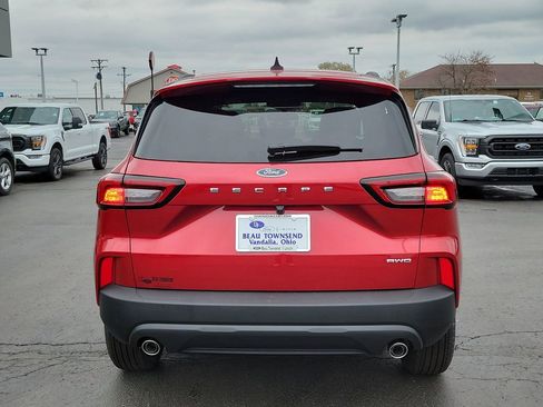 New 2026 Ford Escape ST-Line w/ Cold Weather Package image 5