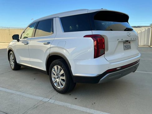 Used 2024 Hyundai Palisade SEL FWD image 7