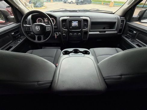 Used 2014 RAM 1500 Express RWD image 26