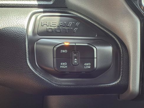 Used 2026 RAM 2500 Big Horn AWD/4WD image 25
