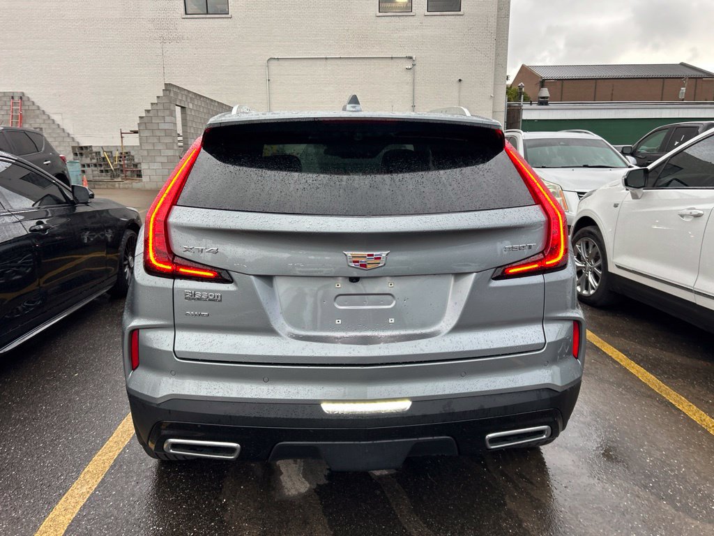 Used 2025 Cadillac XT4 Premium Luxury w/ Trailering Package AWD/4WD image 7