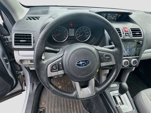 Used 2018 Subaru Forester 2.5i Premium w/ Protection Package #3 AWD/4WD image 16