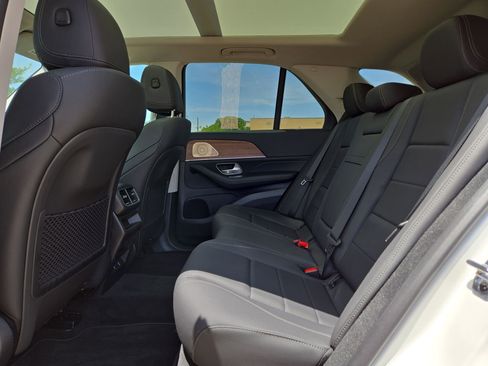 New 2025 Mercedes-Benz GLE 350 4MATIC image 13