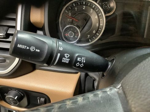 Used 2020 RAM 1500 Big Horn AWD/4WD image 27