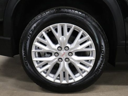 Used 2026 GMC Acadia Elevation w/ Elevation Premium Package FWD image 42