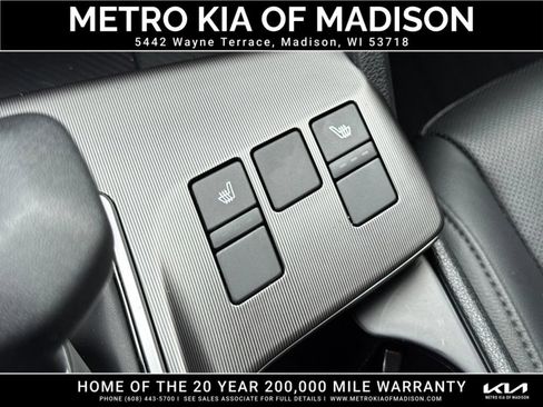 Used 2026 Kia Sportage EX FWD image 26