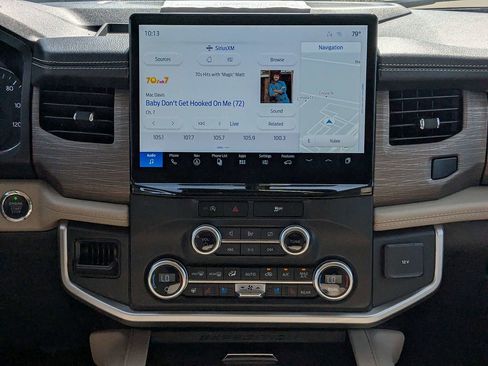 Used 2024 Ford Expedition Max Limited RWD image 19