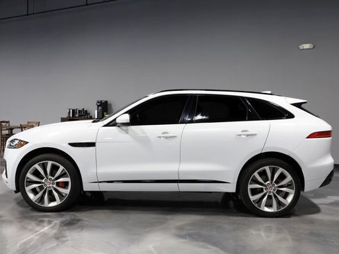 Used 2017 Jaguar F-PACE S AWD/4WD image 4