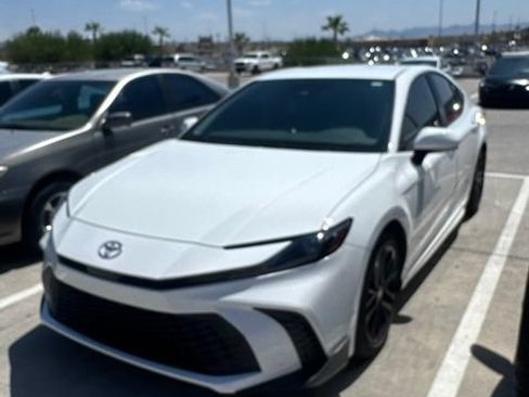 Certified 2025 Toyota Camry SE w/ Convenience Package FWD image 1
