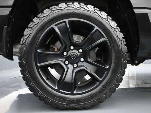 Used 2023 RAM 1500 Big Horn AWD/4WD image 18