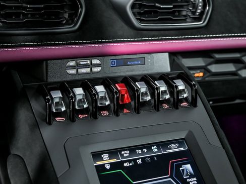 Used 2022 Lamborghini Huracan STO image 35