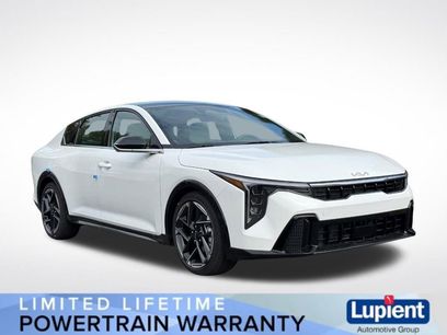 New 2025 Kia K4 GT-Line w/ GT-Line Premium Package