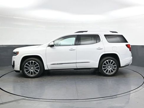 Used 2023 GMC Acadia Denali w/ Denali Ultimate Package image 8