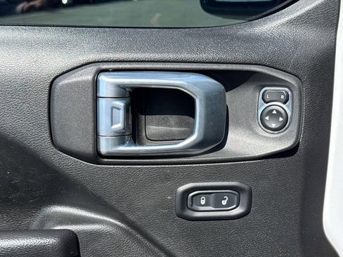 Used 2022 Jeep Wrangler Unlimited Sport AWD/4WD image 20
