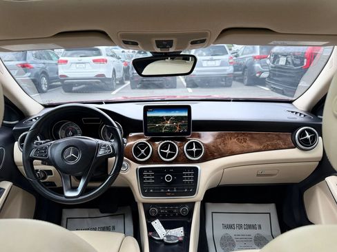 Used 2016 Mercedes-Benz GLA 250 4MATIC image 11