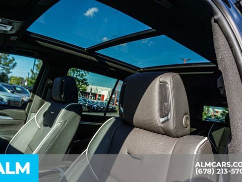 Used 2026 Cadillac Escalade Luxury w/ Touring Package AWD/4WD image 21