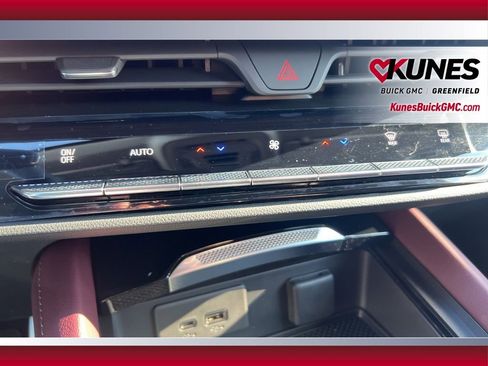 New 2026 Buick Envision Sport Touring image 31