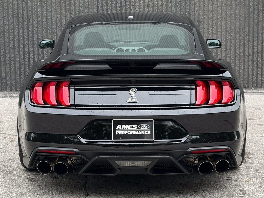 Used 2020 Ford Mustang Shelby GT500 w/ Technology Package RWD image 6