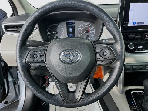 Used 2023 Toyota Corolla Cross L FWD image 14