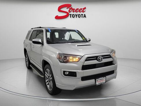 Certified 2023 Toyota 4Runner TRD Sport image 5