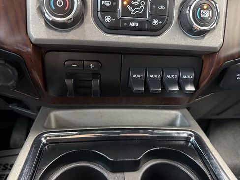 Used 2016 Ford F350 Lariat w/ Lariat Ultimate Package image 25