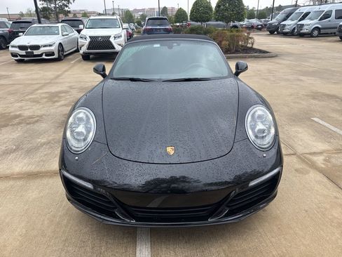 Used 2017 Porsche 911 Carrera image 2