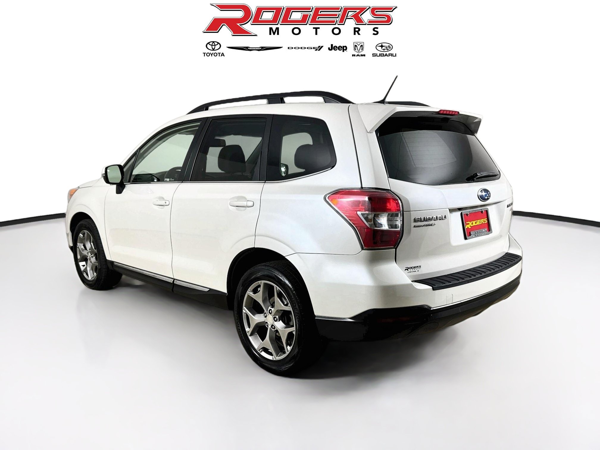 Used 2015 Subaru Forester 2.5i Touring AWD/4WD image 6